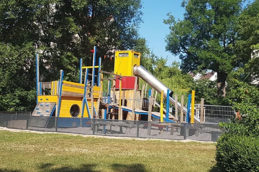 100M Zum Ulmer Muenster: 57M² Wohnung An Der Blau Exteriér fotografie